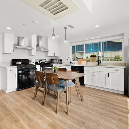 Modern Getaway In The Heart Of La Near Usc, Private Room With Share Living Room And Kitchen Los Angeles Exterior foto