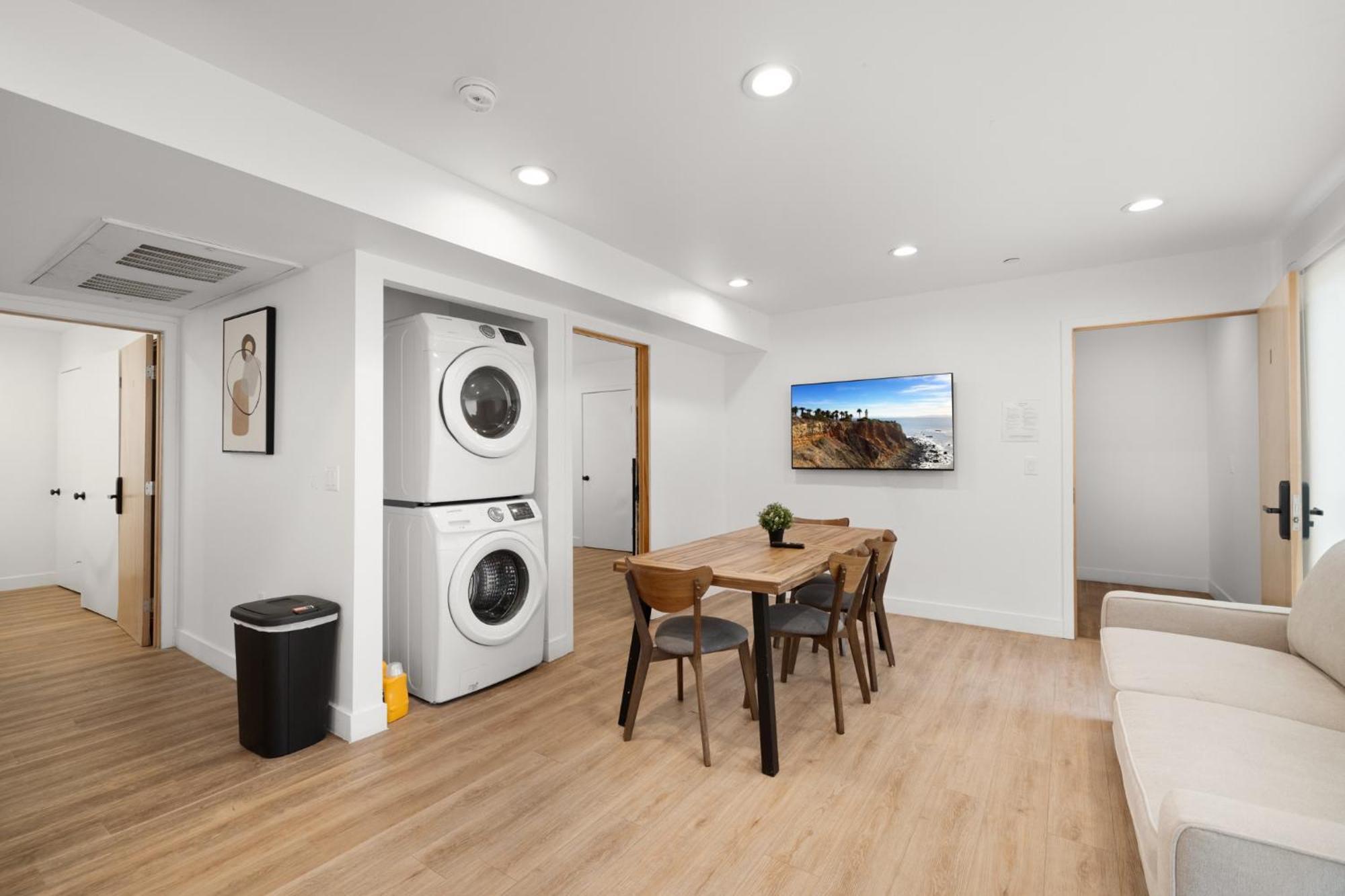 Modern Getaway In The Heart Of La Near Usc, Private Room With Share Living Room And Kitchen Los Angeles Exterior foto